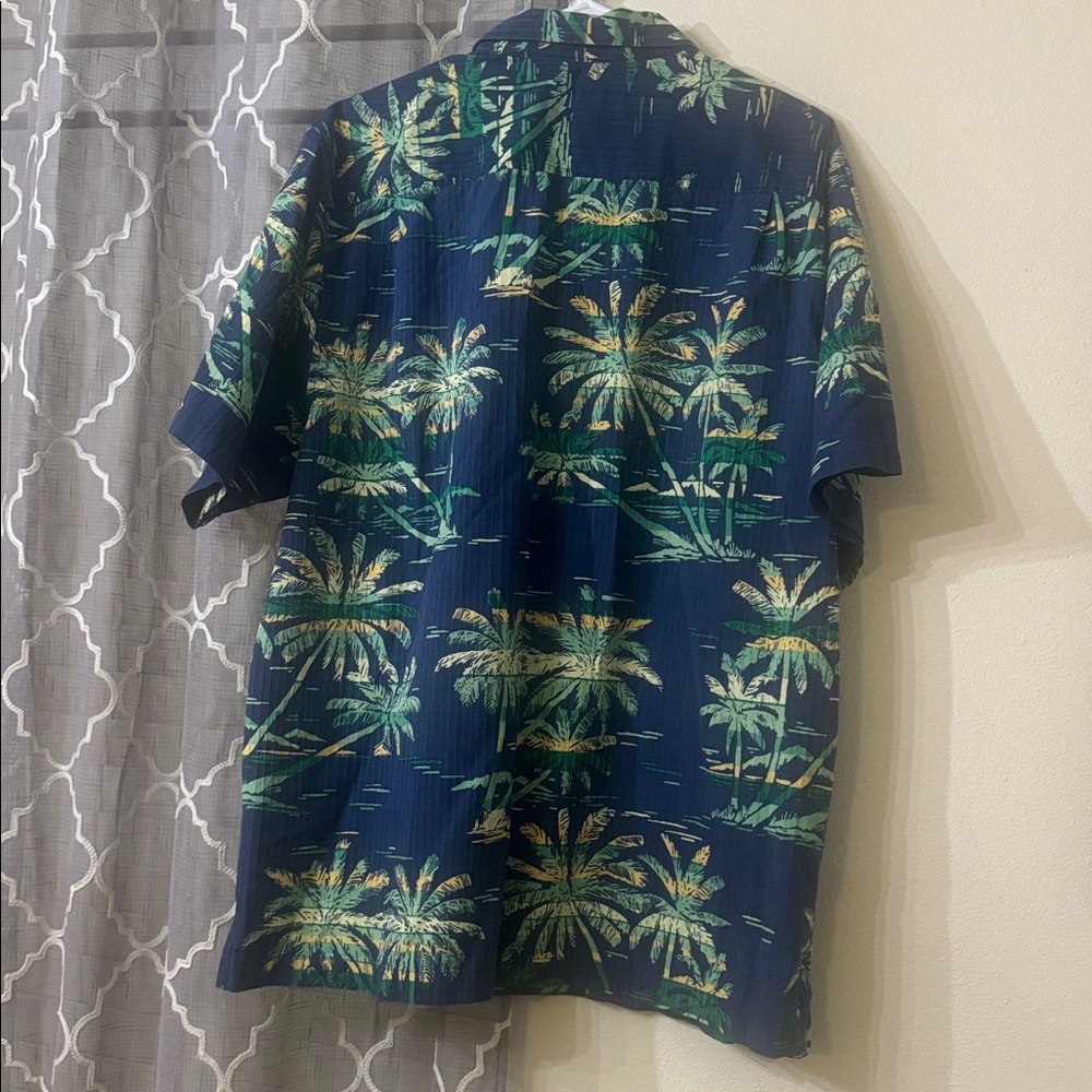 Tommy Bahama Cotton Silk tropical camp shirt size XL - Picture 4 of 7